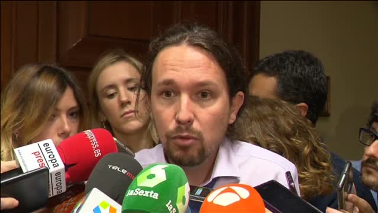 Iglesias defiende que las instituciones catalanas "faciliten por todos los medios" la realización del referéndum