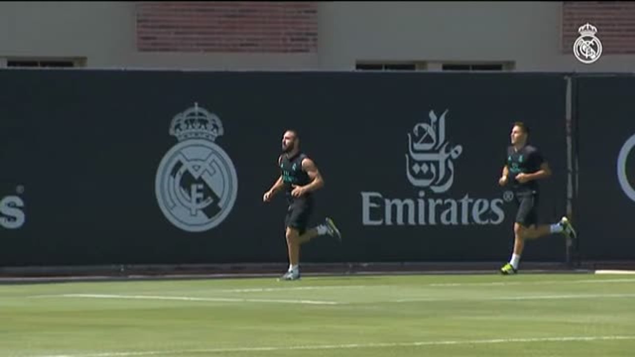 Ramos no entrena por molestias en el oído derecho