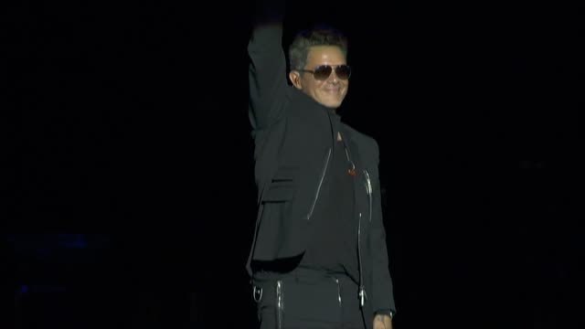 Alejandro Sanz celebra con un macroconcierto los 20 años de su álbum Más