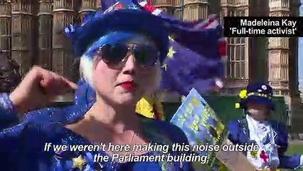 Division outside Parliament ahead of Brexit vote