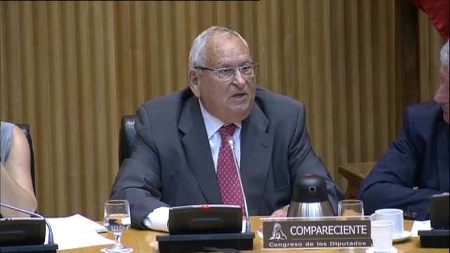 Angel Sanchís confiesa que se quedaba pasando la gorra en las cenas de Fraga con los potenciales donantes del partido