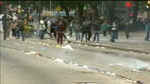 La policía argentina reprime con violencia las protestas contra el gobierno de Macri