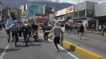 Siguen las protestas en Venezuela, que dejan ya 90 víctimas mortales