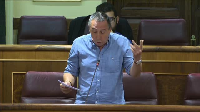 Baldoví le da 10 razones a Rajoy para presentar su dimisión