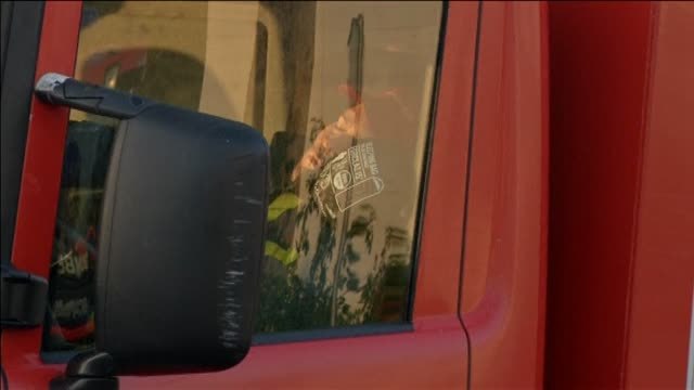 2.000 bomberos luchan sin descanso en Portugal para extinguir el peor incendio de su historia