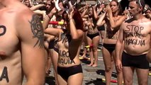 Activistas se concentran en Pamplona para pedir un 'San Fermín sin sangre'