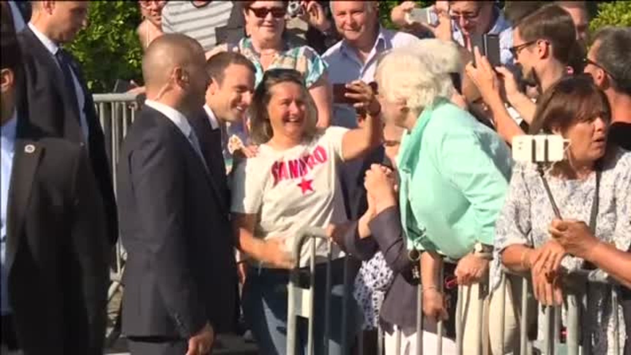 Macron logra la mayoría absoluta en la segunda vuelta