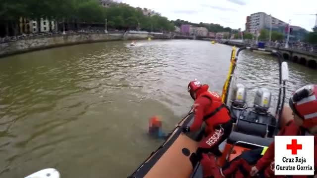 Varios atletas infectados tras nadar en la ría de Bilbao