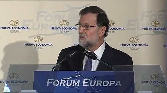 Rajoy pide a Sánchez dejar a un lado el extremismo y el griterío porque no sirve para nada