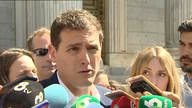 Rivera acusa al PSOE de Sánchez de volver a las andadas