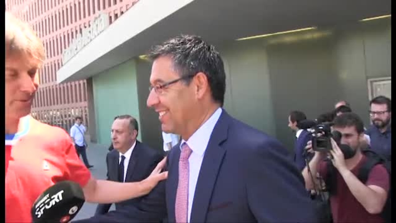 Bartomeu acude a los juzgados para declarar sobre el caso de los columbarios