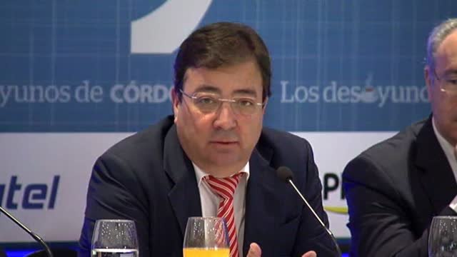 Fernández Vara dice que en su conversación con Sánchez dedicaron 5 minutos a hablar del pasado y 2 horas y 25 minutos a hablar de futuro