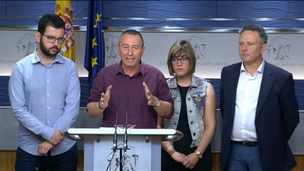 Compromís pide a Podemos que "retrase" la moción de censura para esperar al PSOE