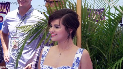 Justin Bieber LIKES A Selena Gomez Photo After RANTING About Her! | Daily Rewind