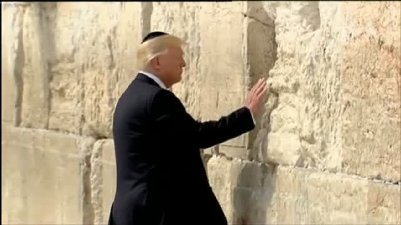 Donald Trump visita el Muro de las Lamentaciones