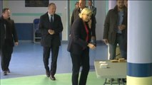 Marine Le Pen vota en su feudo electoral en Henin-Beaumont