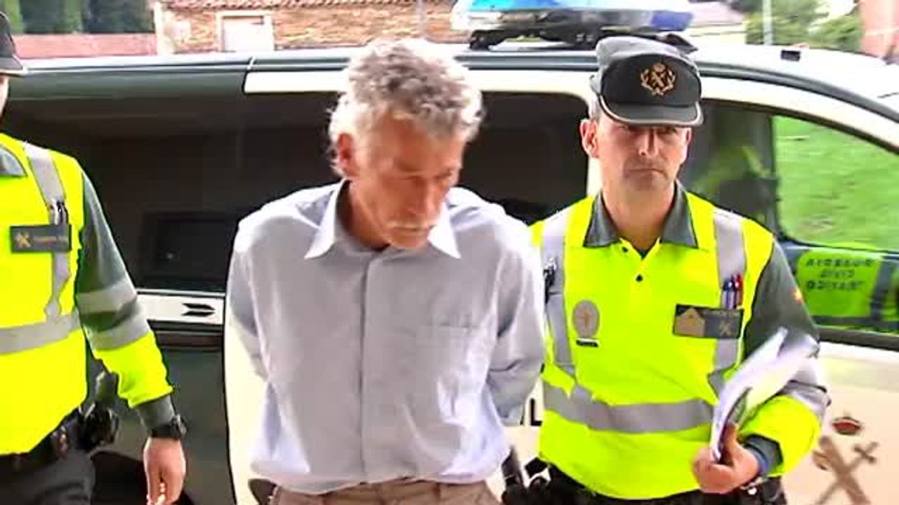 Prisión provisional y sin fianza para el detenido por atropellar a un policía en Carballo