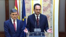 El PSOE exige a Zoido que defienda a la Guardia Civil tras las críticas de Cifuentes
