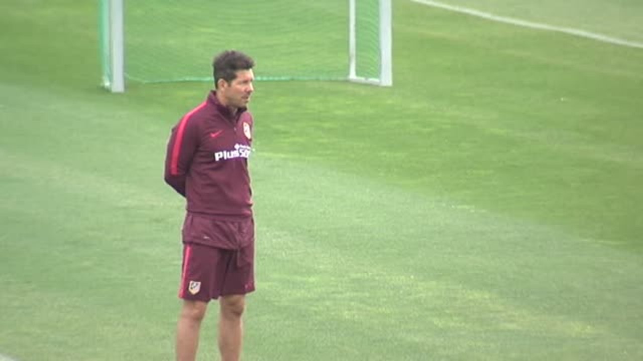 Juanfran entrena con normalidad y podrá disputar el partido de vuelta de la semifinal de la Champions