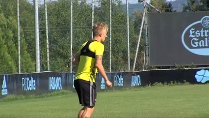 Скачать видео: El Celta entrena con intensidad para enfrentarse al Madrid