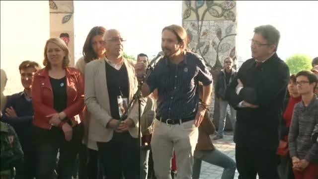 Pablo Iglesias participa en el cierre de campaña de Mélenchon