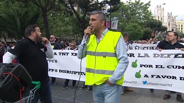 Protesta de los taxistas contra las licencias de coches con conductor