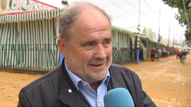 La lluvia amenaza el comienzo de la Feria de Abril