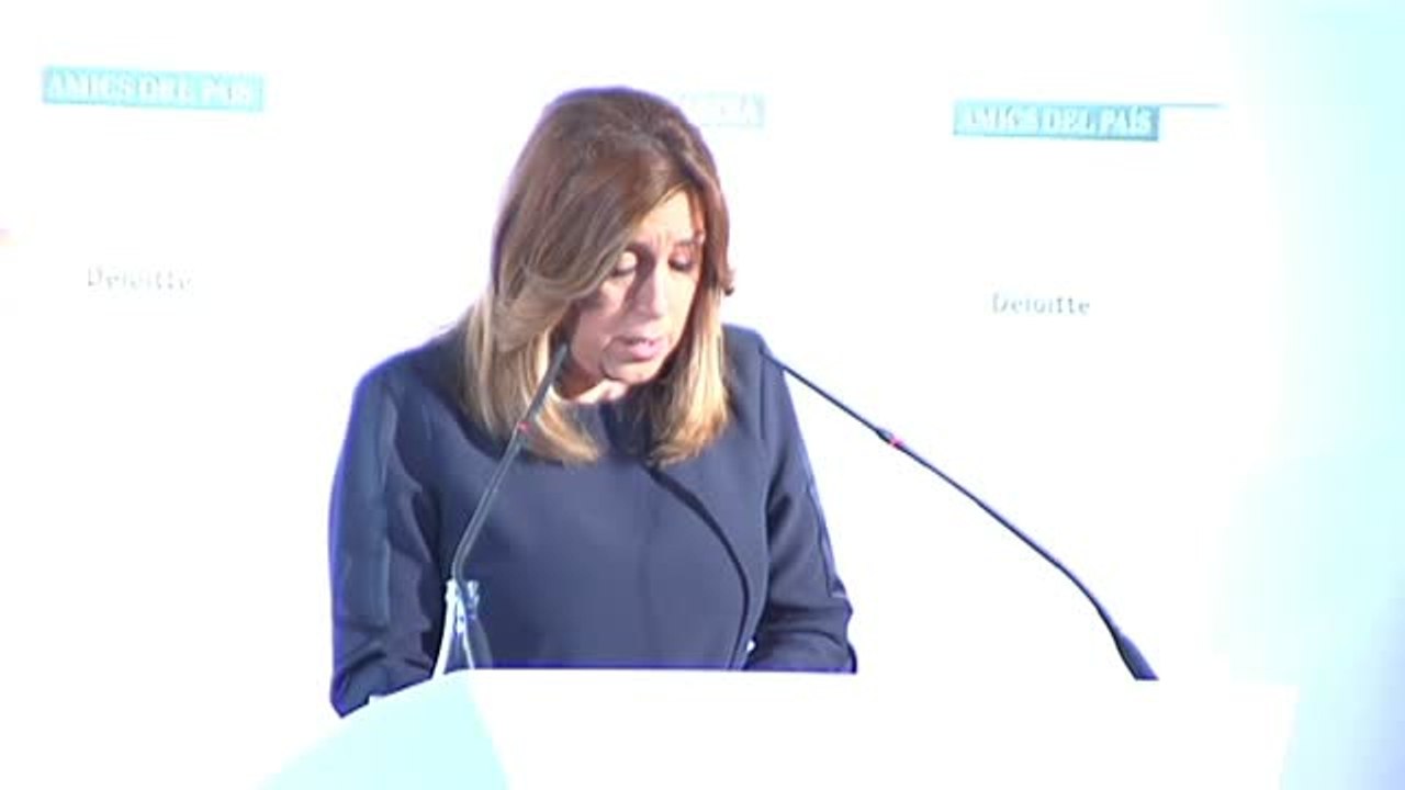 Susana Díaz: "Todo el mundo sabe que no va a haber referéndum, el primero de ellos el presidente de la Generalitat"