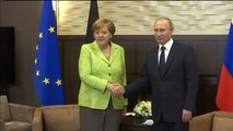 Ángela Merkel presiona a Putin para que garantice los derechos de los homosexuales en Chechenia