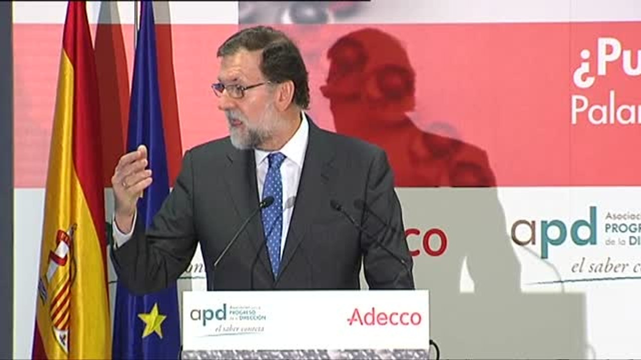 Mariano Rajoy lanza un mensaje a los más jóvenes: "Hay que saber mirar hacia otro lado cuando hay que hacerlo"