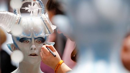 Apprentice makeup artists compete for prize in Germany