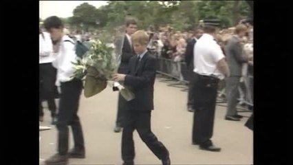 El príncipe Enrique reconoce haber recibido asistencia psicológica tras la muerte de su madre