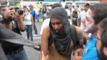 Detenidas 30 personas en Caracas tras enfrentamientos entre policía nacional y opositores