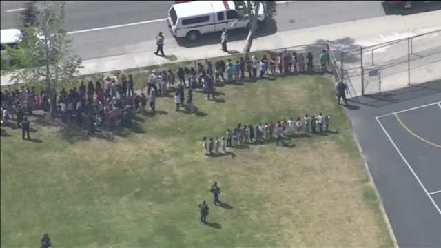 Dos muertos y dos heridos en un tiroteo en una escuela de la localidad californiana de San Bernardino
