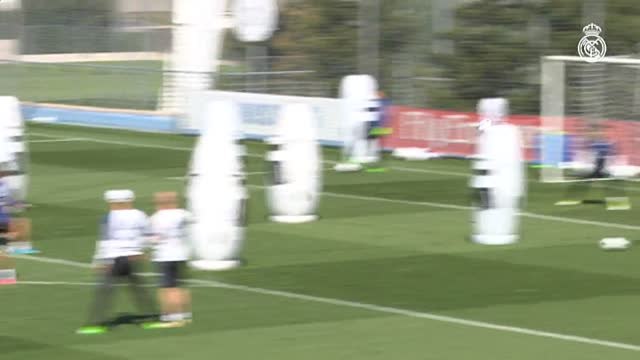 Entrenamiento del Real Madrid antes de viajar a Múnich