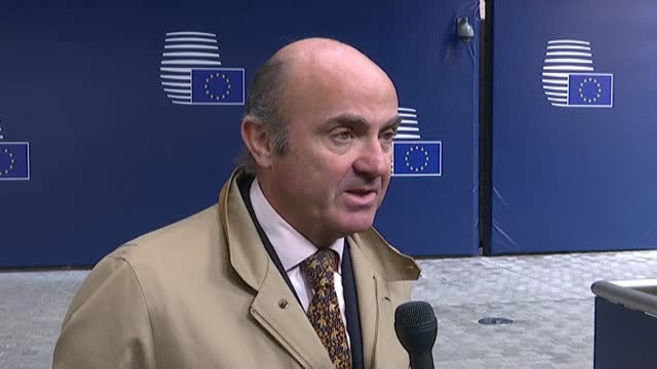 De Guindos, sobre su presidencia del Eurogrupo: "En principio, yo no soy candidato de nada"