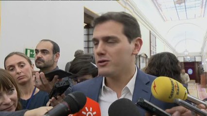 Rivera: "Venezuela no es España. Y no gobierna Podemos, gobierna el PP"