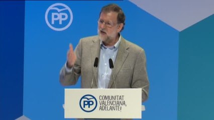 Rajoy: "Desconfiar de los adanes que se creen que hasta que llegaron ellos no había nada"