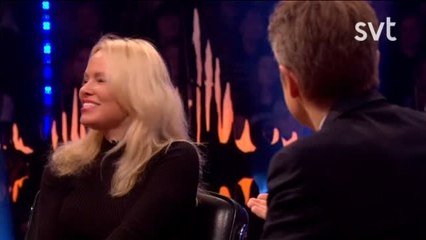 Pamela Anderson encuentra el amor con el creador de Wiki-Leaks