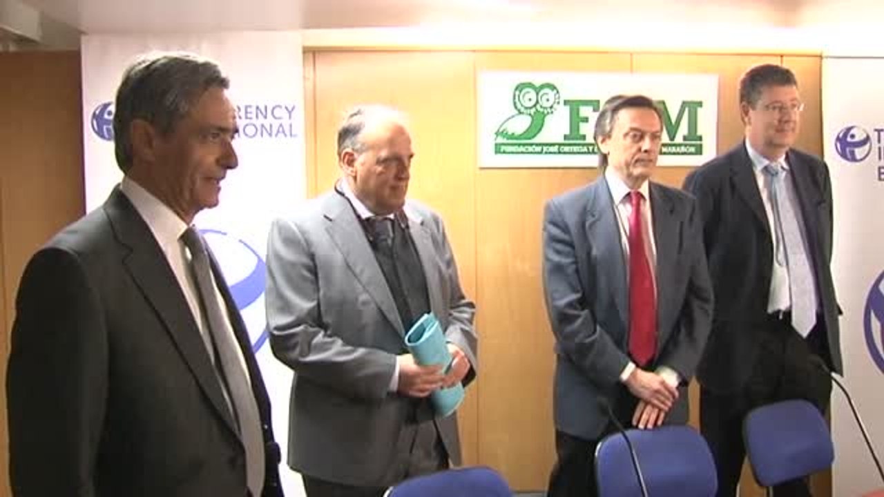 Tebas: "Creo que se está exagerando muchísimo lo que está pasando con el colectivo arbitral"