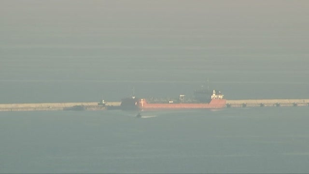 Dos marineros desaparecidos en Barcelona tras chocar su pesquero con un mercante ruso