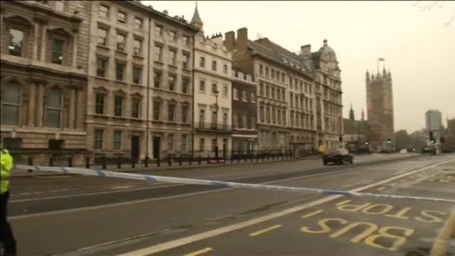 Sigue el blindaje del Parlamento británico un día después del atentado reivindicado por ISIS