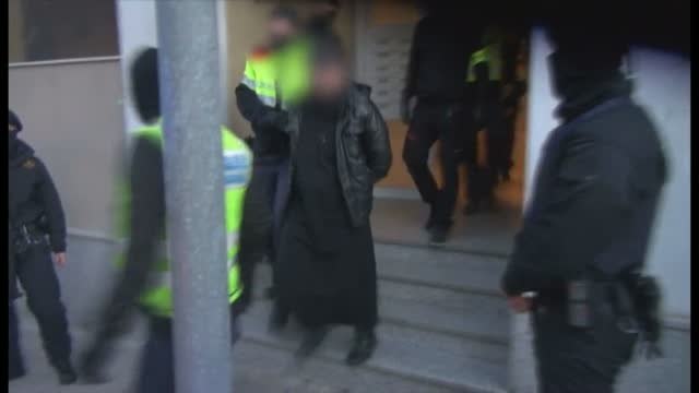 Detenidos tres presuntos yihadistas dedicados a captar y a radicalizar a personas para el Estado Islámico