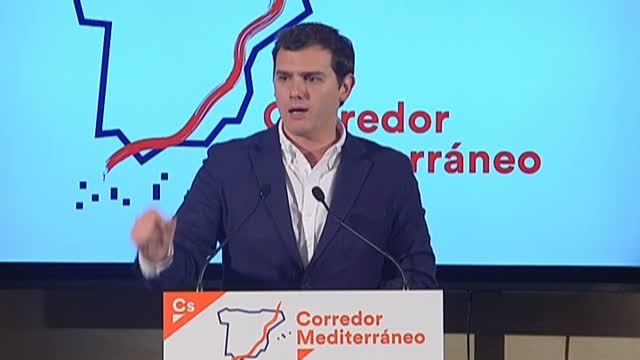 Albert Rivera: Algún presidente que no esté imputado tendrá el PP en Murcia, digo yo