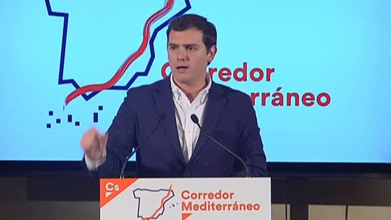 Albert Rivera: "Algún presidente que no esté imputado tendrá el PP en Murcia, digo yo"