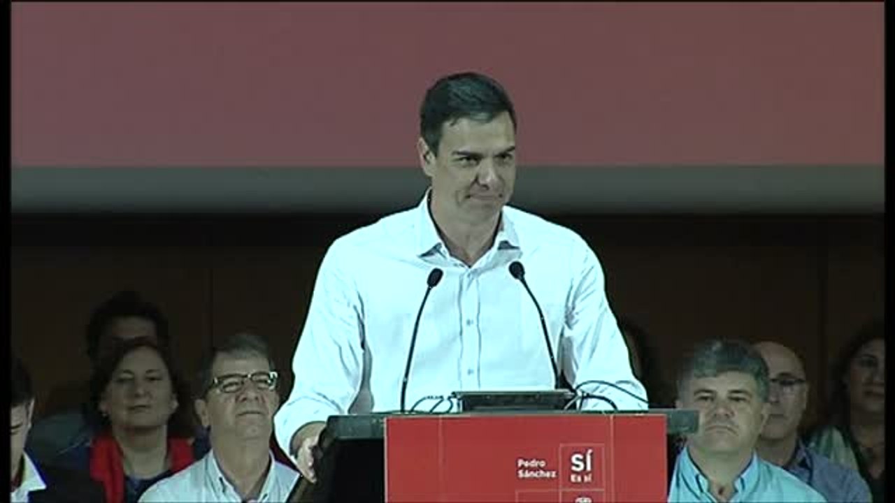 Pedro Sánchez dice que es un político "libre" y reclama un PSOE de izquierdas