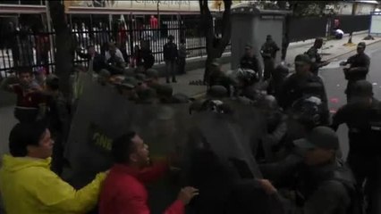 Agredido un diputado de la oposición venezolana durante una protesta