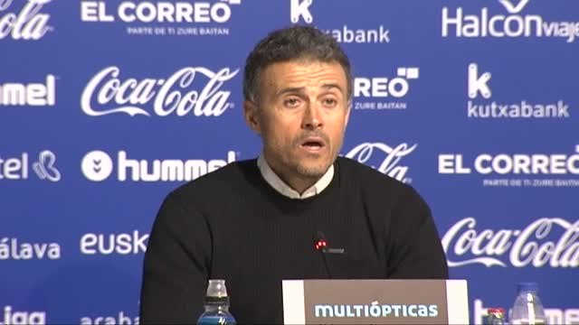Luis Enrique sobre la lesión de Aleix Vidal: Es un momento desagradable para todos, parece que será grave