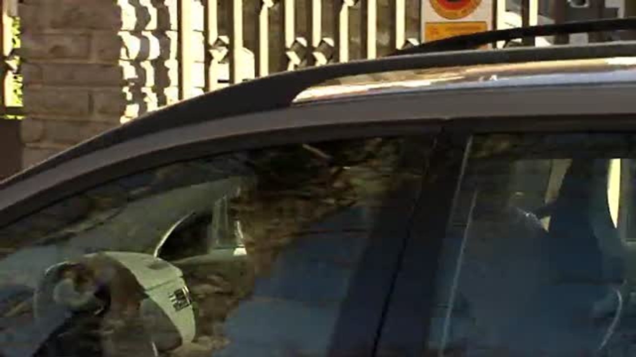 La madre y la hermana de Urdangarin abandonan el domicilio familiar después de conocer la condena