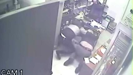 Violento atraco a una tienda en Barcelona